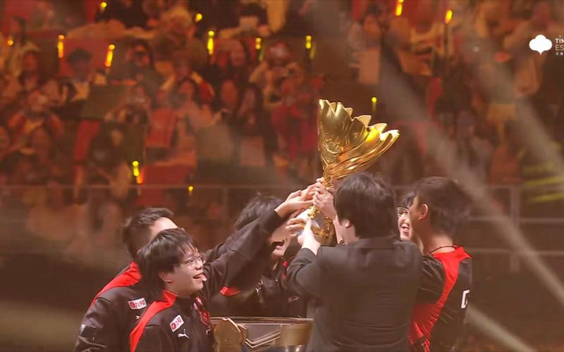 里程碑：Zika达成LPL1000助攻成就 上单位第26位达成该成就的选手