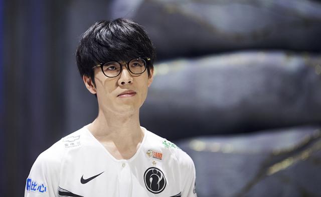 小鲁布队安全了！ Ruler 没有保护，被Oner+ Smash 击中。 T1 2-1 Generation Gaming